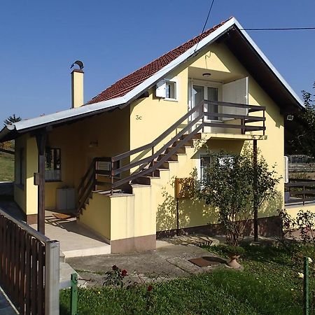 Holiday Home Dora Zabok Oda fotoğraf