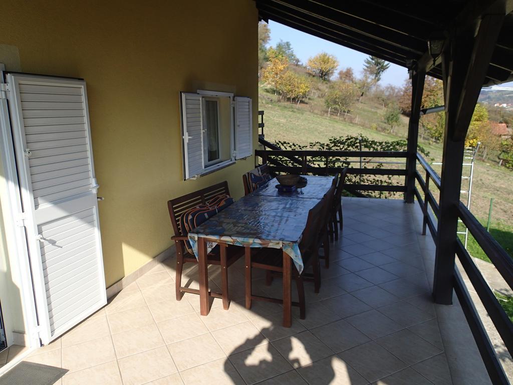 Holiday Home Dora Zabok Oda fotoğraf